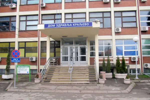 Sanitetski prevoz pacijenata u Kraljevu: dostupnost 24/7